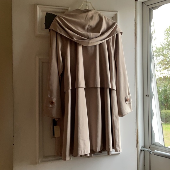 Jacket - Picture 2 of 3